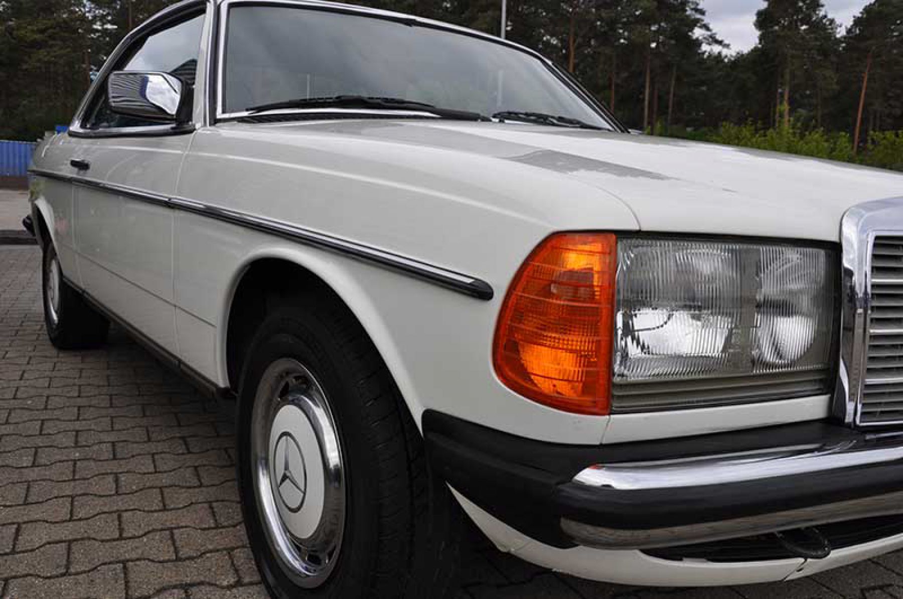 MB 280 CE ( W123 ) Bj.1985 ID: 3387